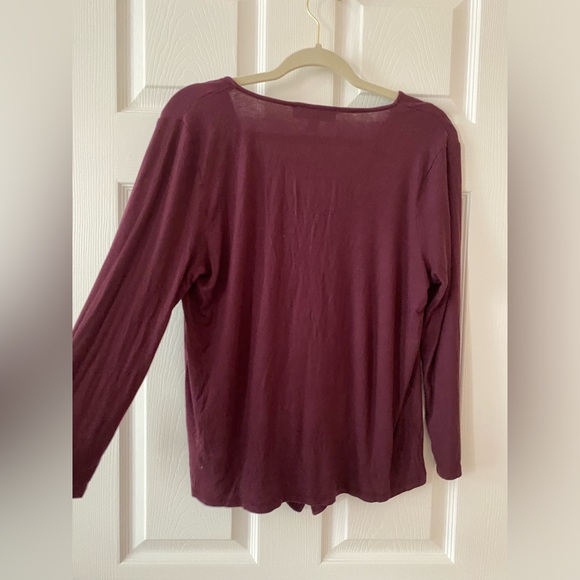 Like new Michael by Michael Kors button down tie front burgundy 3/4sleeve blouse - Picture 9 of 9